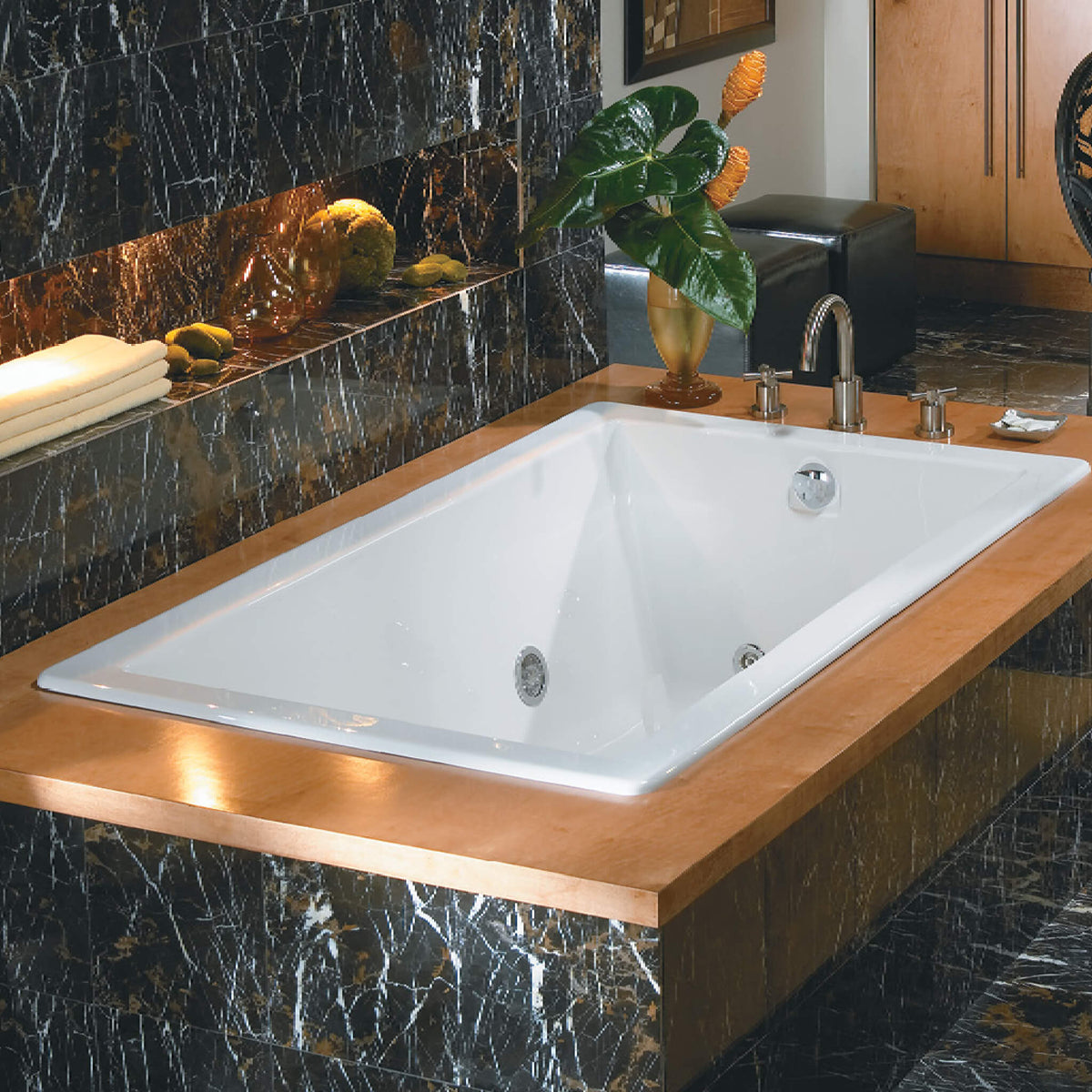 Jacuzzi Elara 72-Inch Rectangle Whirlpool Bathtub With Left Drain [JELA7236WLR2HX] (SAK61507)